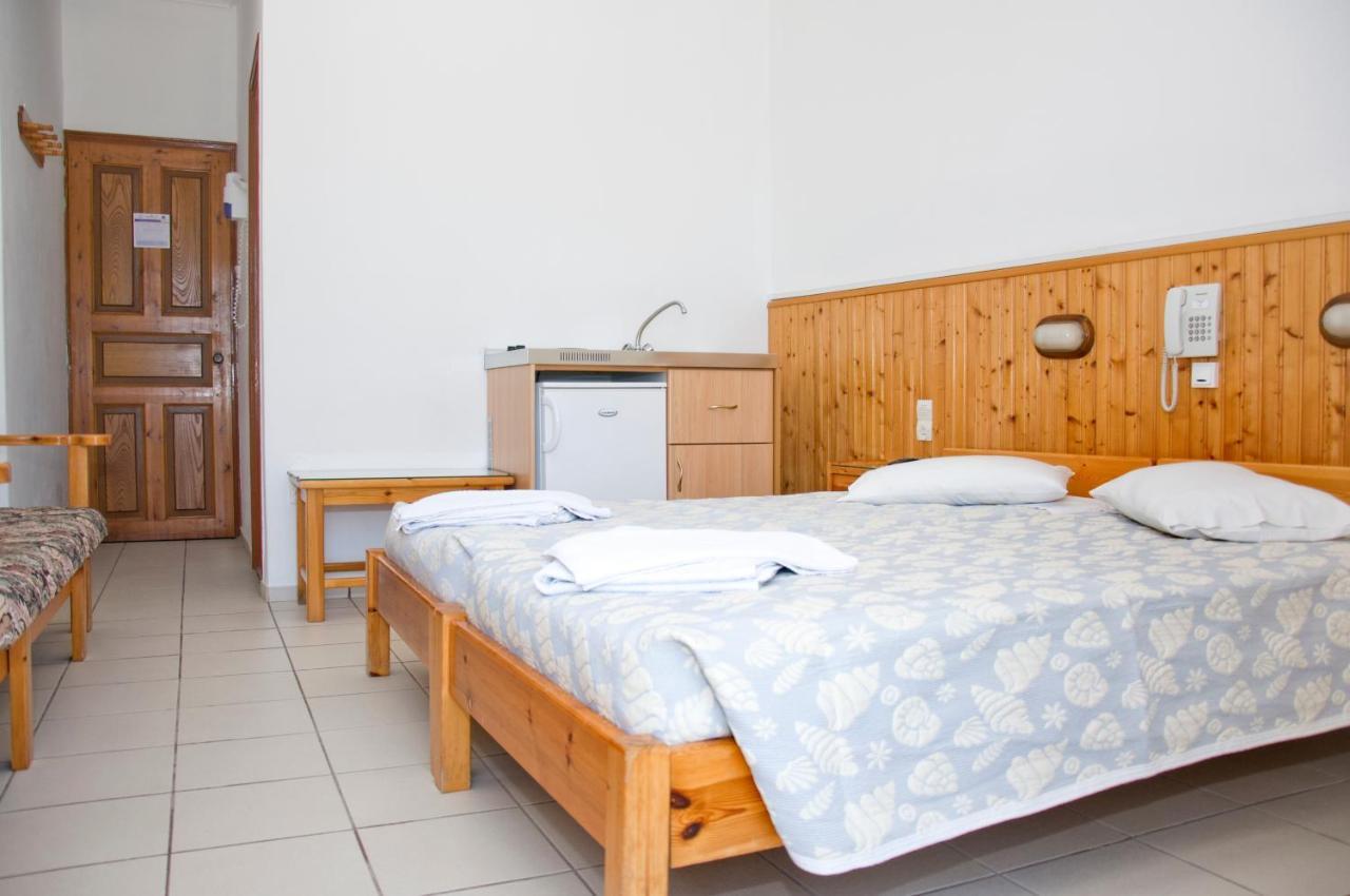Hotel Christina Скіатос Номер фото